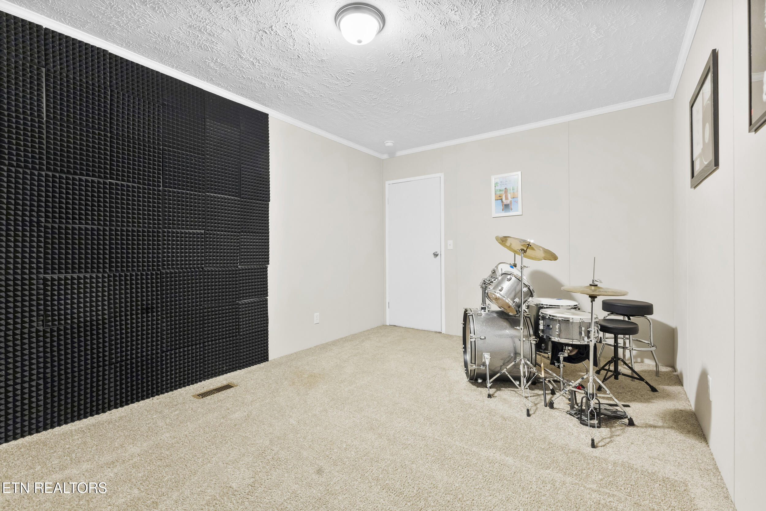 4066 Indian Ridge Road Blaine, TN 37709 - Photo 21 of 23 29_img_1399