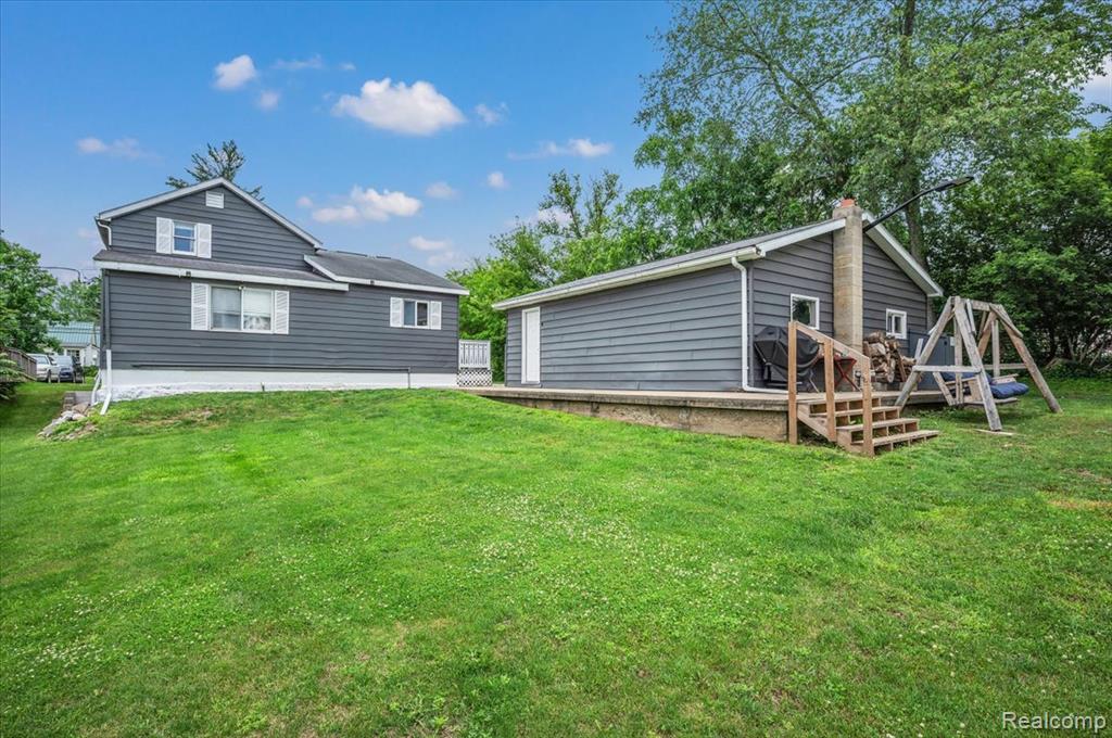 612 North Blacks Corners Road Imlay City, MI 48444 - Photo 5 of 24