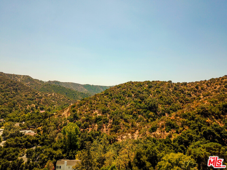 0 Chevy Chase Glendale, CA 91206 - Photo 3 of 8 a view of a large window