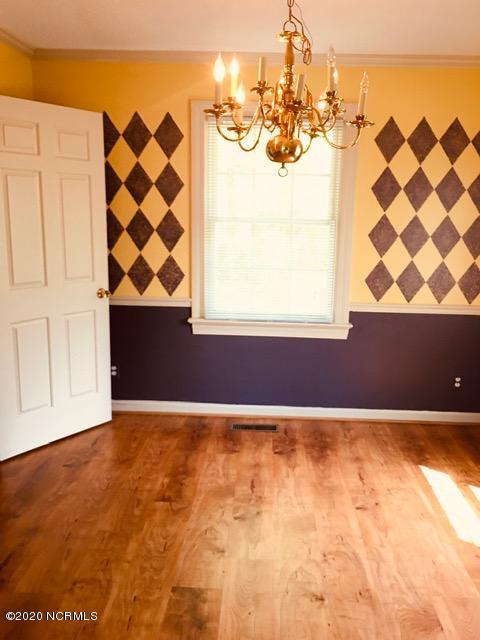 1404 Queen Anne Road Northwest Wilson, NC 27896 - Photo 5 of 33 DINING ROOM
