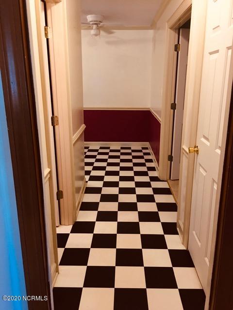 1404 Queen Anne Road Northwest Wilson, NC 27896 - Photo 7 of 33 HALLWAY