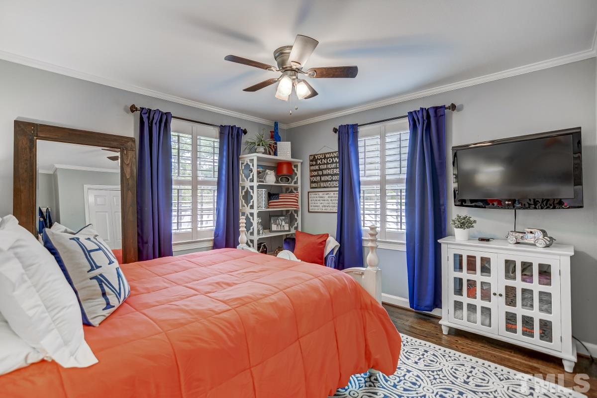 915 Mills Street Raleigh, NC 27608 - Photo 11 of 26