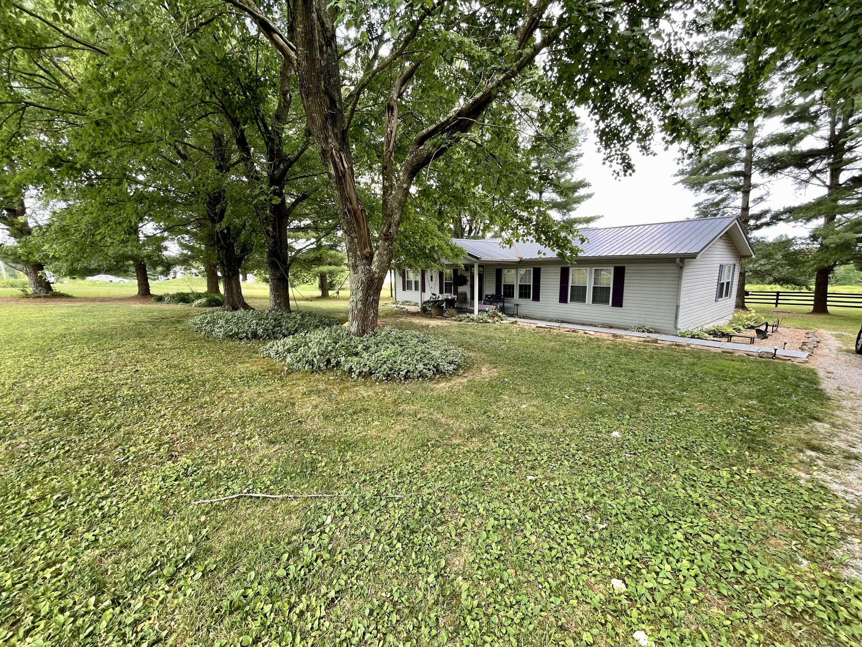 3175 Old Bull Road Eubank, KY 42567 - Photo 10 of 32 A1F9FDF8-A6B0-4E10-846E-D8AA589816DD
