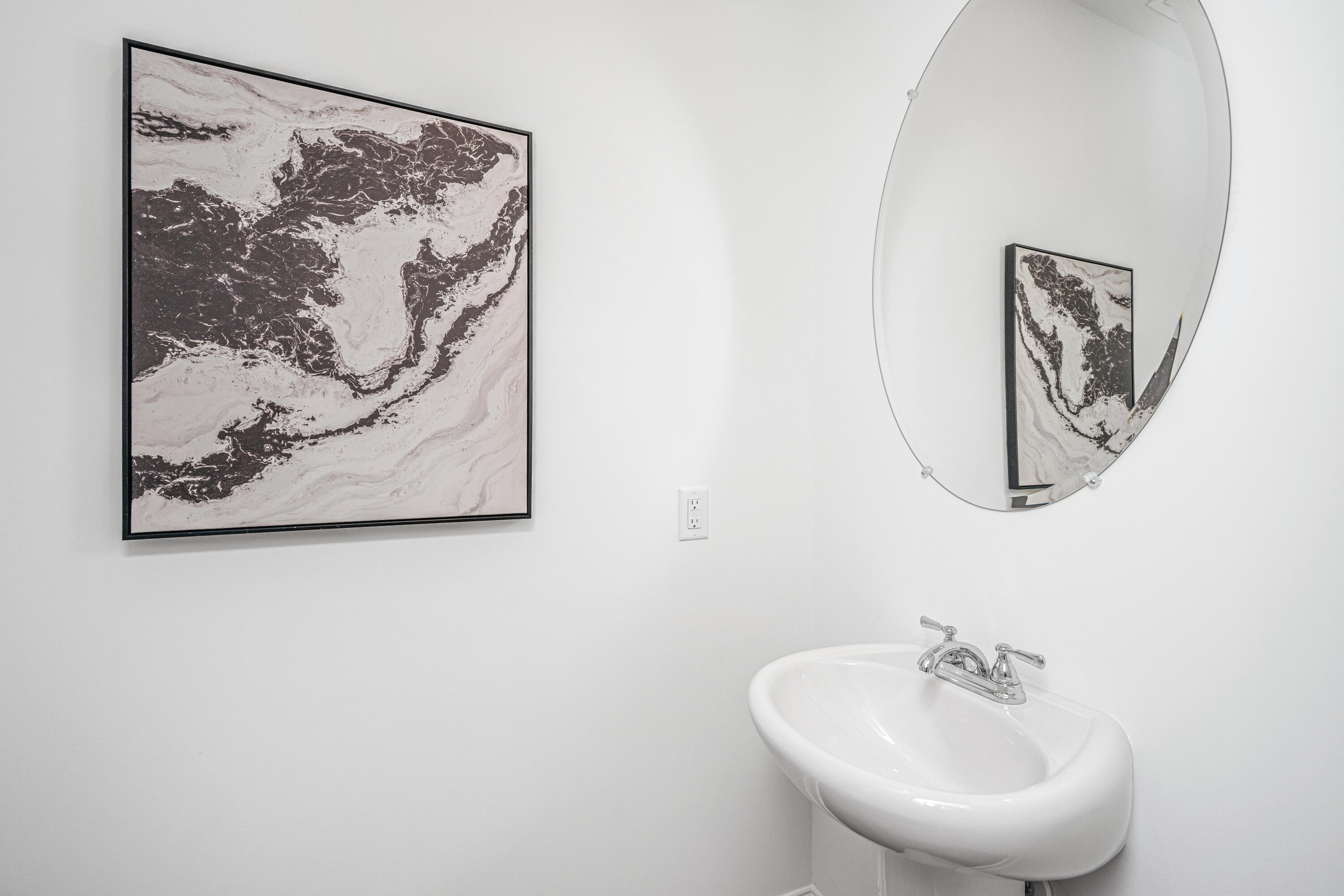 213 Cache Court Charleston, SC 29414 - Photo 24 of 32 Powder Room