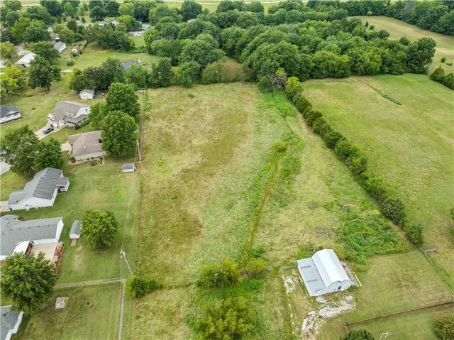 $296,000 | 403 North Truman Street, Lamar, MO 64759