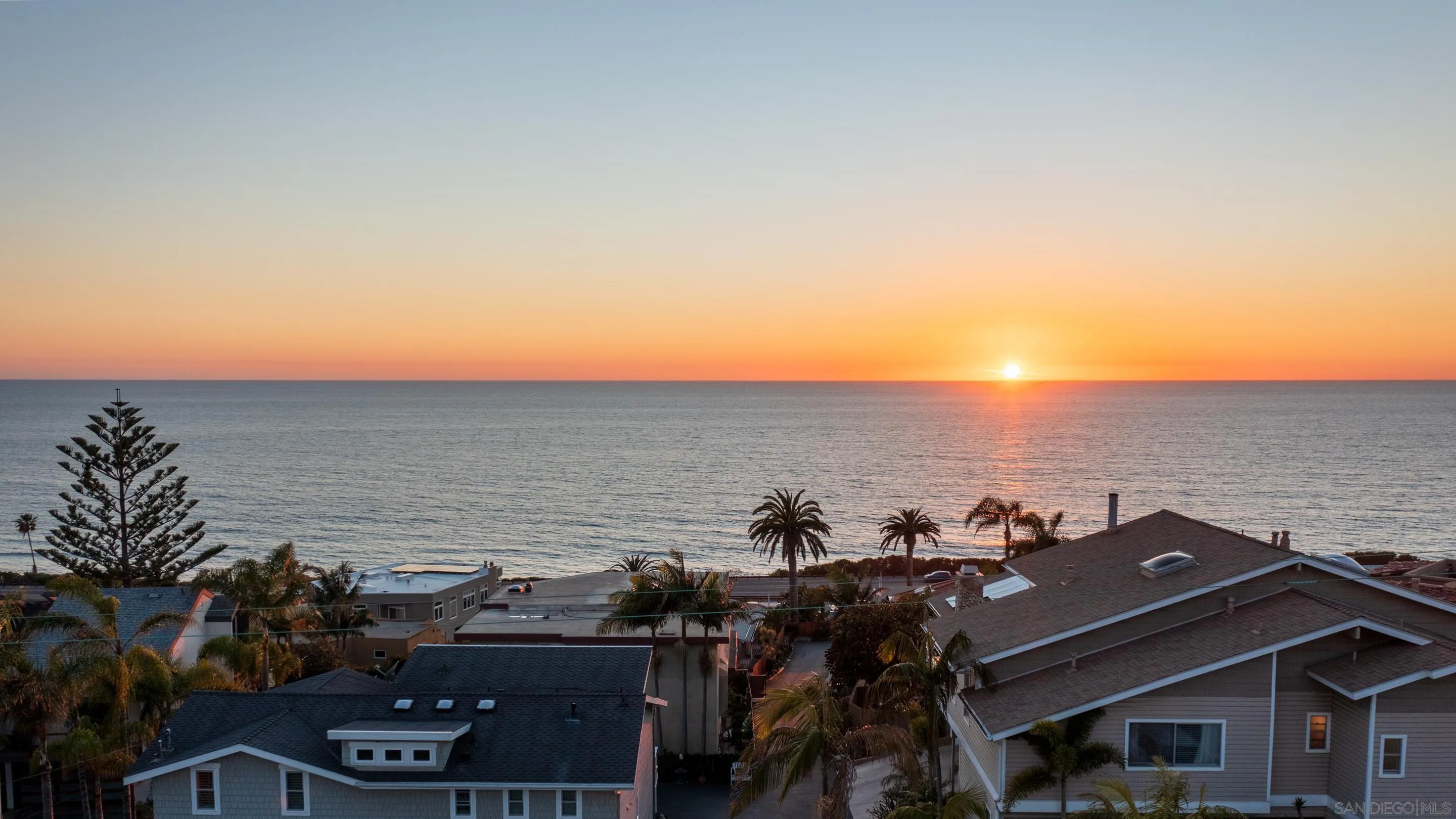 1557 Summit Avenue Cardiff, CA 92007 - Photo 28 of 28 a view of a city