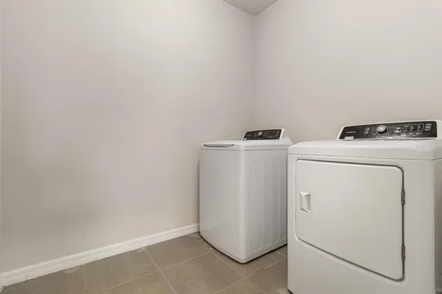 $3,495 | 5940 Silver Sage Way, Sarasota, FL 34232