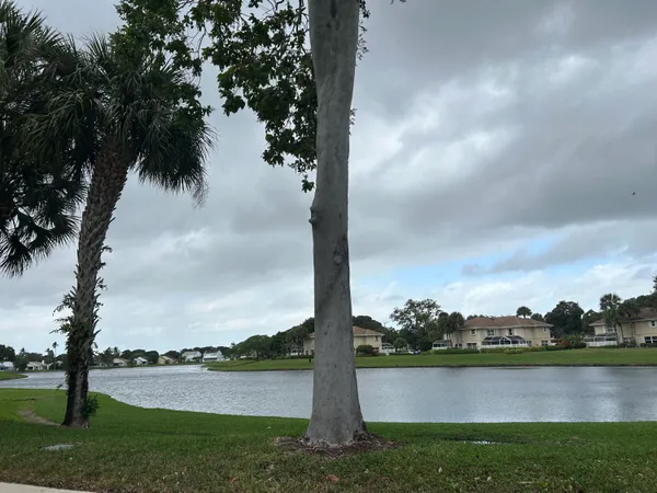 $339,900 | 4802 Roxbury Court, Boynton Beach, FL 33436