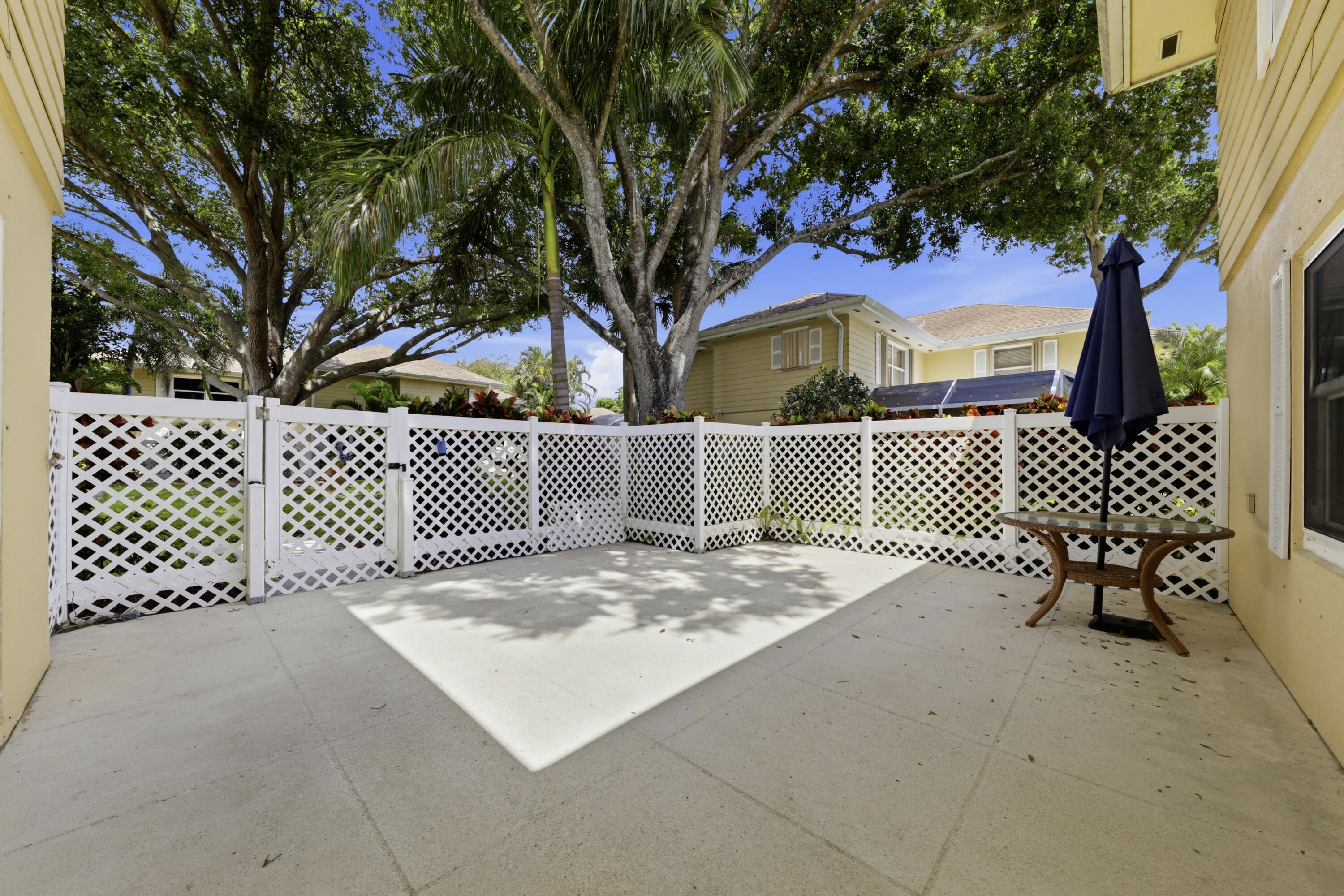 4802 Roxbury Court Boynton Beach, FL 33436 - Photo 37 of 41 029_f8_4802_Roxbury_Ct