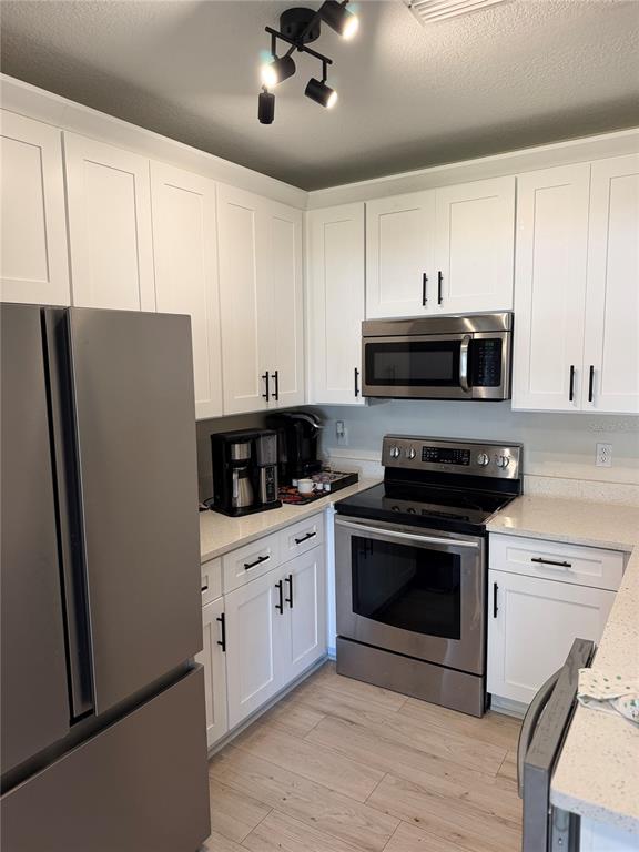 1532 Blue Magnolia Road Brandon, FL 33510 - Photo 2 of 13