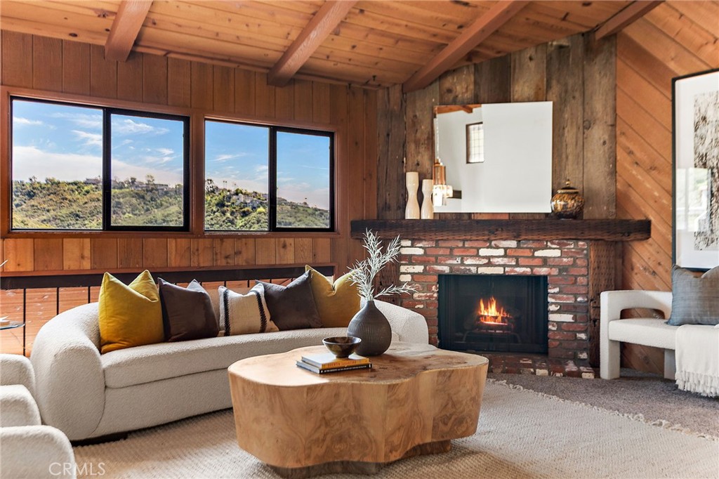 1362 Morningside Drive Laguna Beach, CA 92651 - Photo 30 of 42