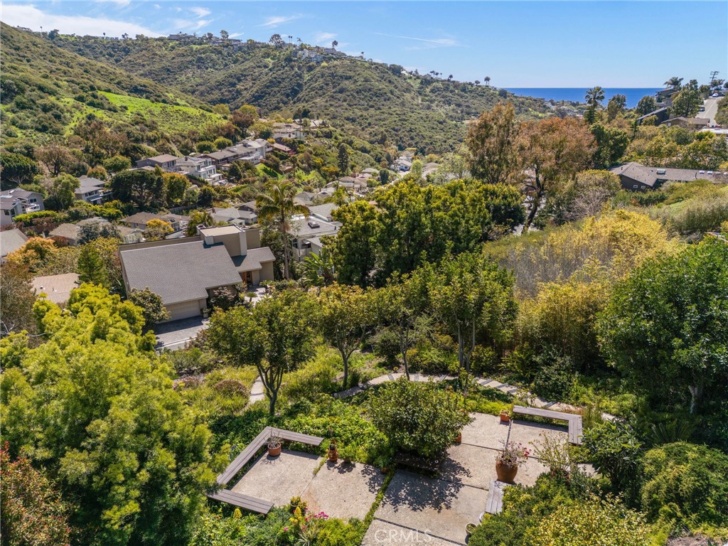 1362 Morningside Drive Laguna Beach, CA 92651 - Photo 38 of 42