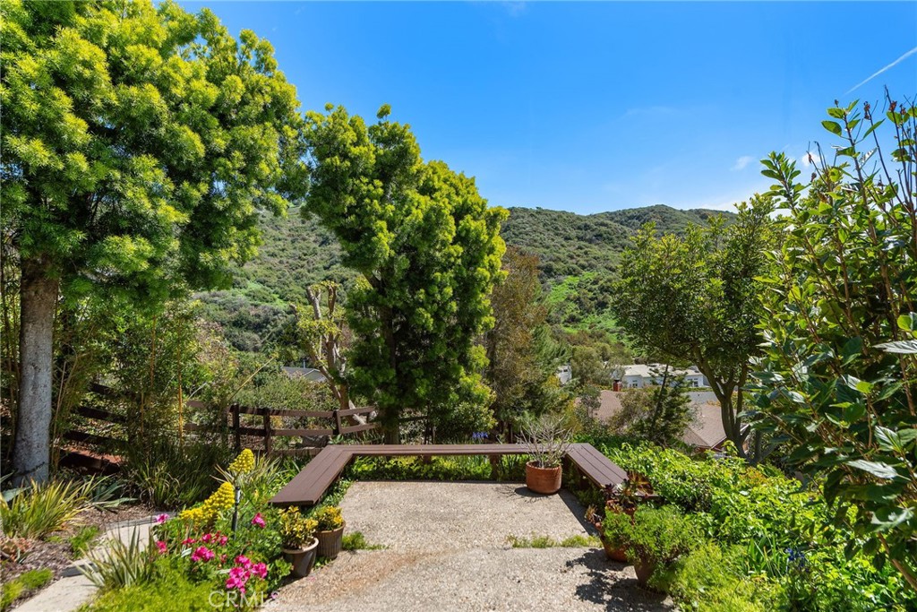 1362 Morningside Drive Laguna Beach, CA 92651 - Photo 39 of 42