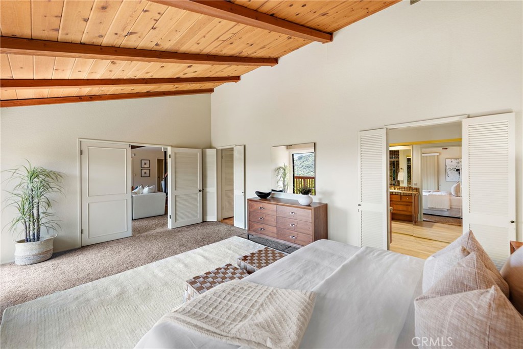 1362 Morningside Drive Laguna Beach, CA 92651 - Photo 10 of 42