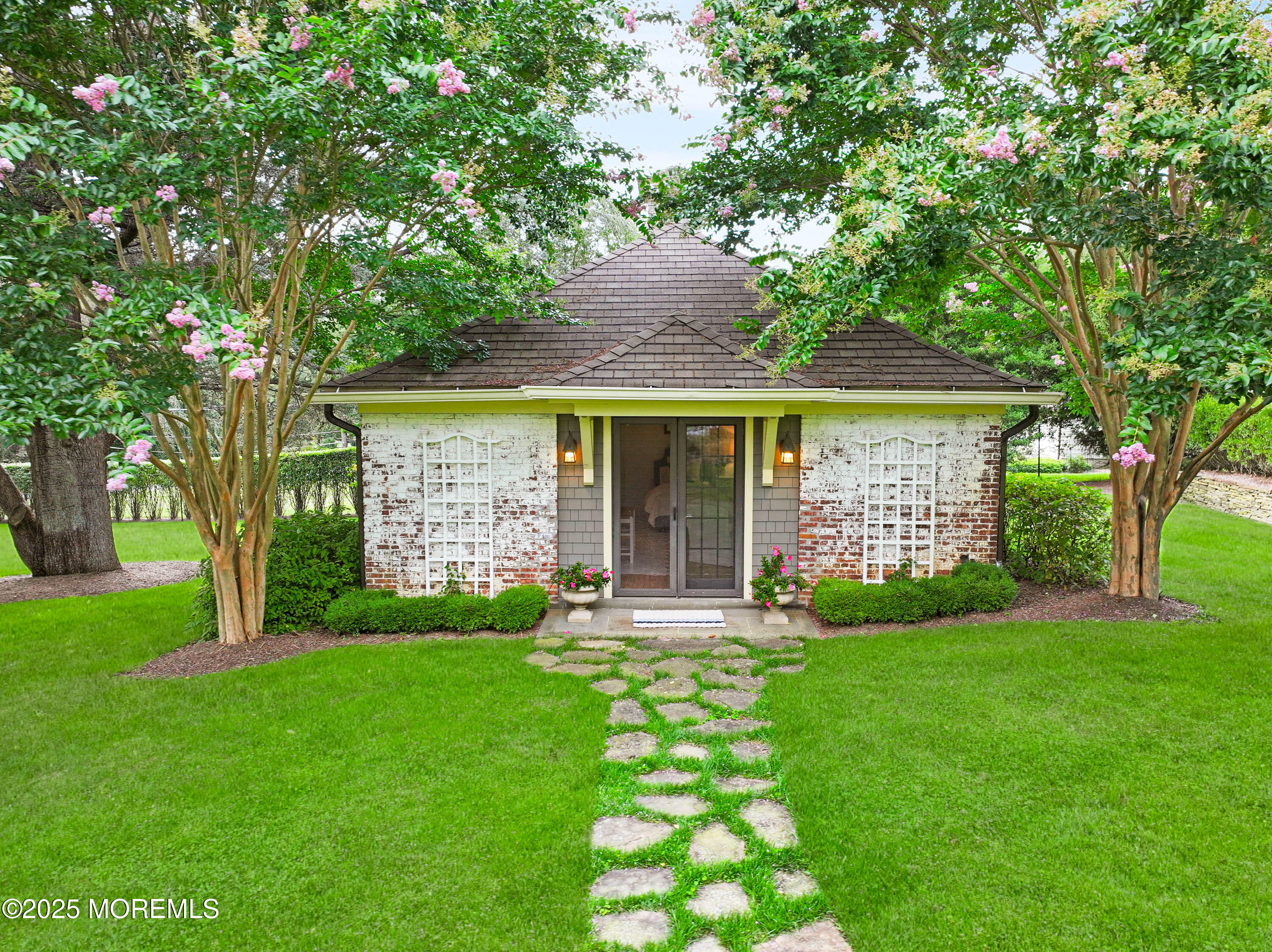 26 Wigwam Road Rumson, NJ 07760 - Photo 13 of 60 34