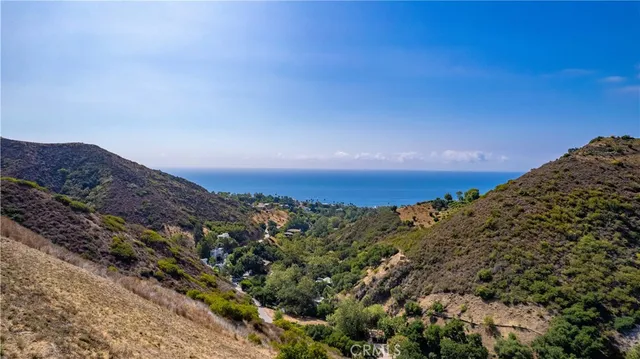$4,950,000 | 5767 Latigo Canyon Road, Malibu, CA 90265