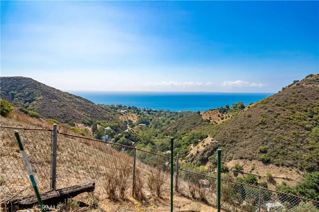 $4,950,000 | 5767 Latigo Canyon Road, Malibu, CA 90265