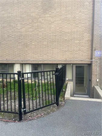 $2,100 | 130 Linwood Avenue, Buffalo, NY 14209
