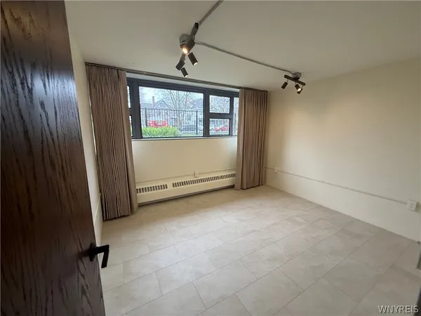 $2,100 | 130 Linwood Avenue, Buffalo, NY 14209