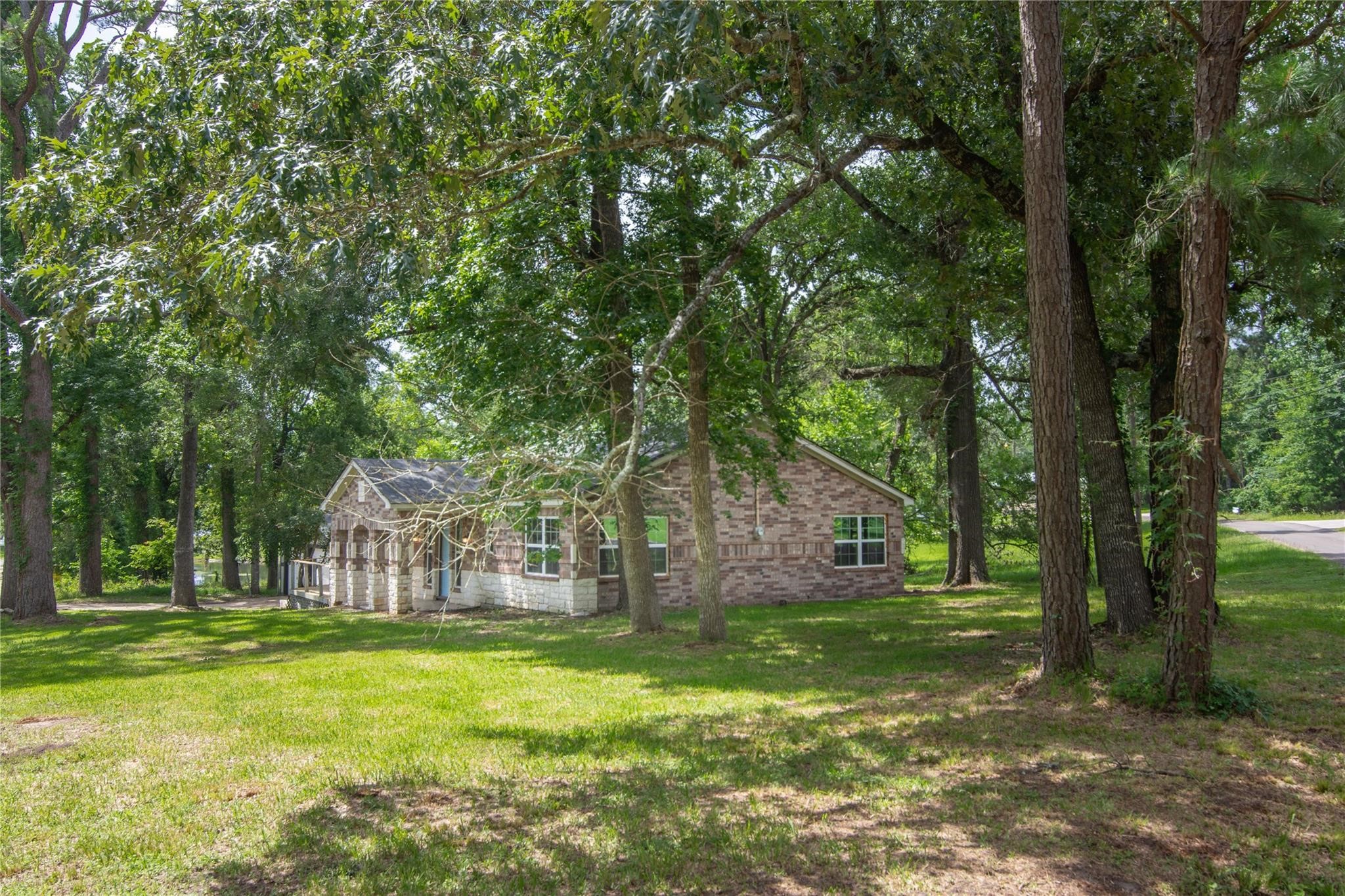 266 Lakeland Road Huntsville, TX 77320 - Photo 26 of 30 Gallery Image 26