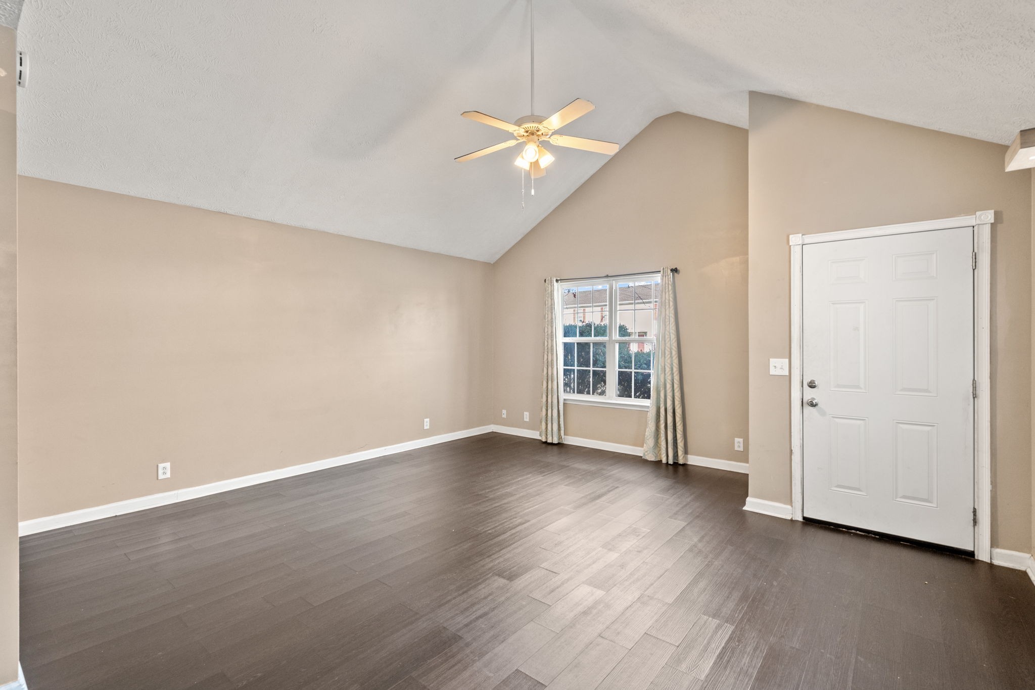 1576 Chariot Drive Murfreesboro, TN 37130 - Photo 10 of 21