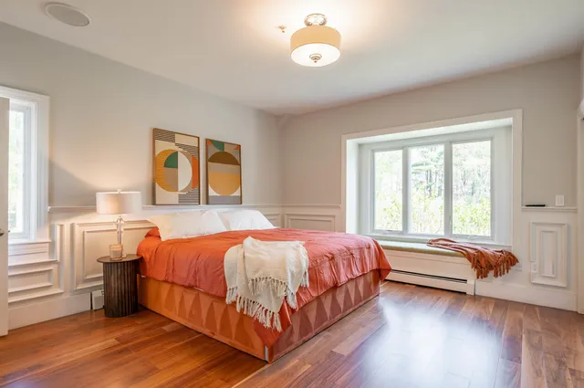 $2,249,000 | 51 Depot Road, Hampton Falls, NH 03844