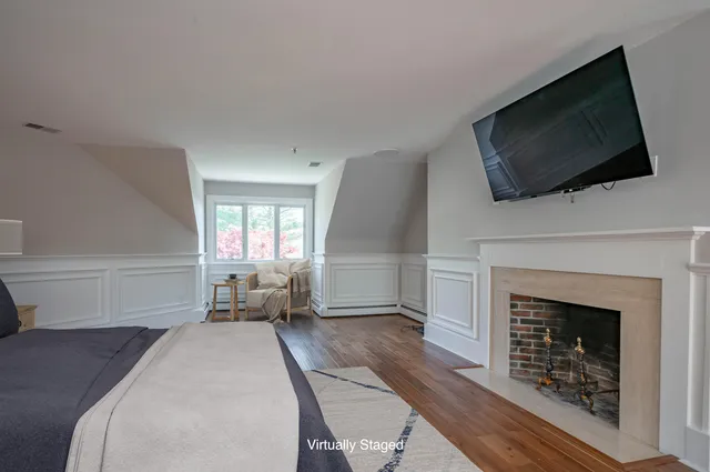 $2,249,000 | 51 Depot Road, Hampton Falls, NH 03844