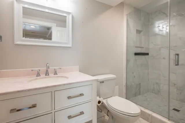 $2,249,000 | 51 Depot Road, Hampton Falls, NH 03844