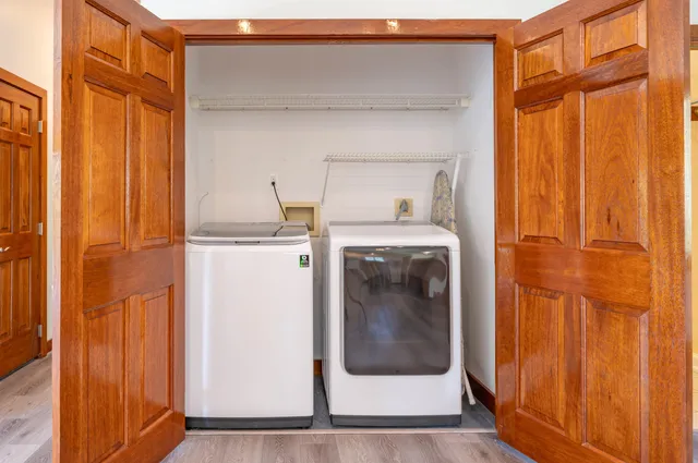 $2,249,000 | 51 Depot Road, Hampton Falls, NH 03844