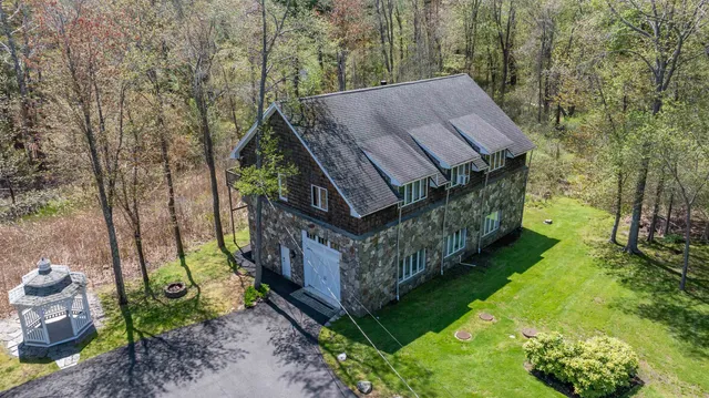 $2,249,000 | 51 Depot Road, Hampton Falls, NH 03844