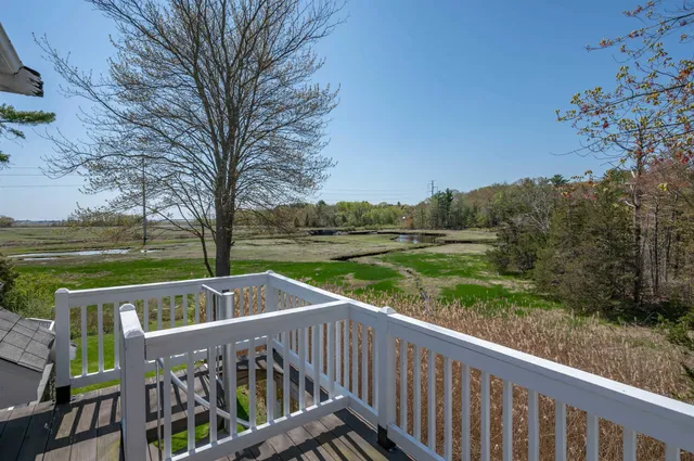 $2,249,000 | 51 Depot Road, Hampton Falls, NH 03844