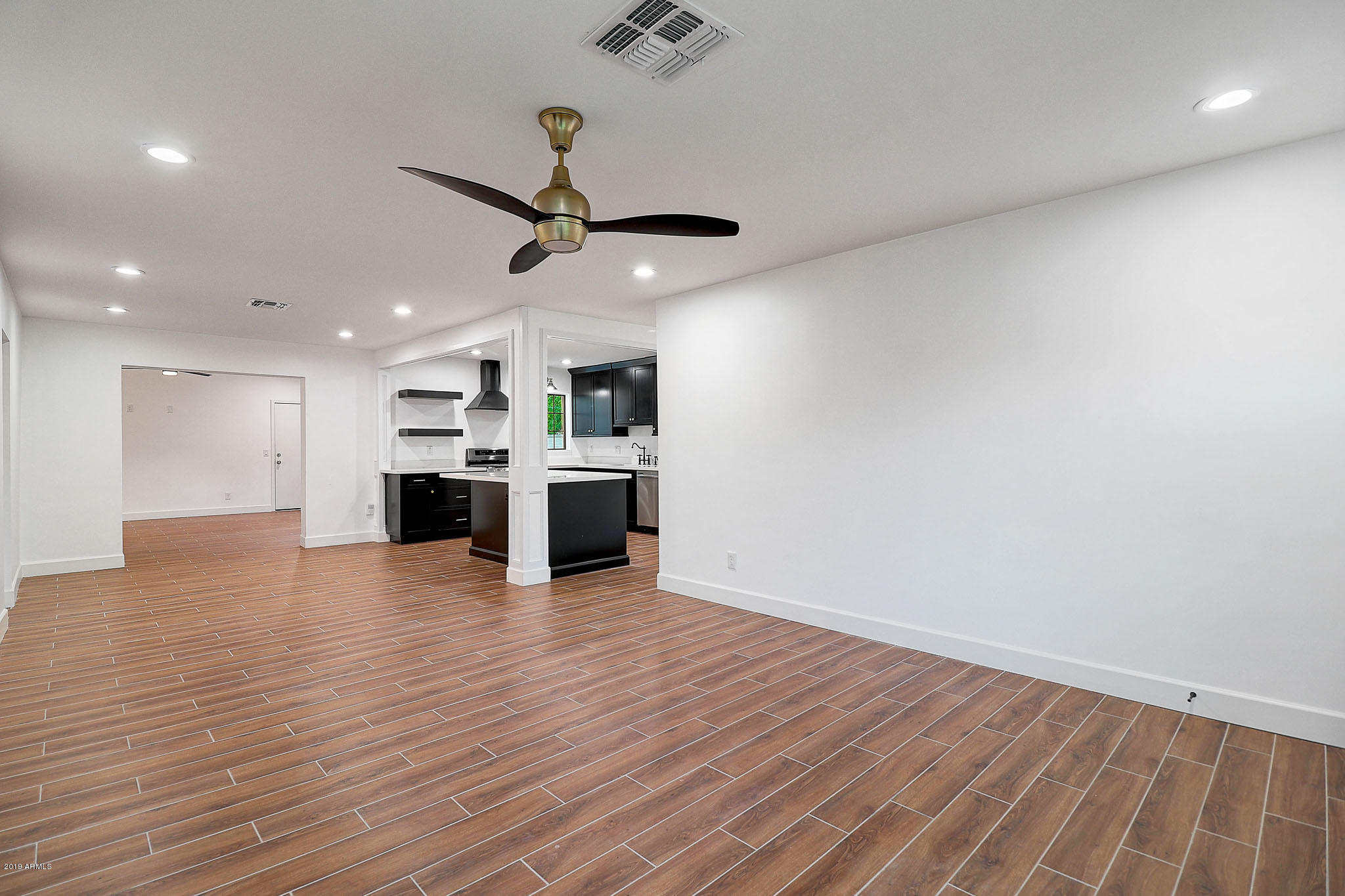 1503 West Rovey Avenue Phoenix, AZ 85015 - Photo 5 of 32 B (1)