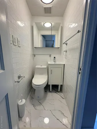 $7,800 | 155 White Road, Scarsdale, NY 10583