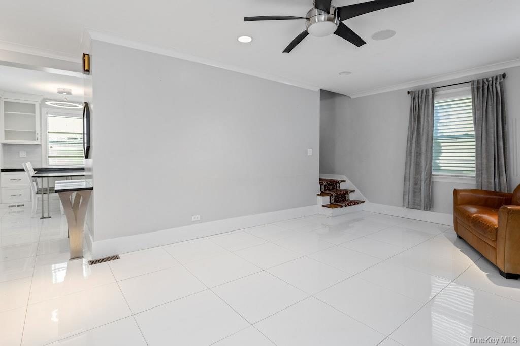 155 White Road Scarsdale, NY 10583 - Photo 9 of 16