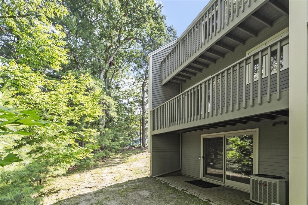 20 Deer Path, Unit 7 Maynard, MA 01754 - Photo 4 of 31