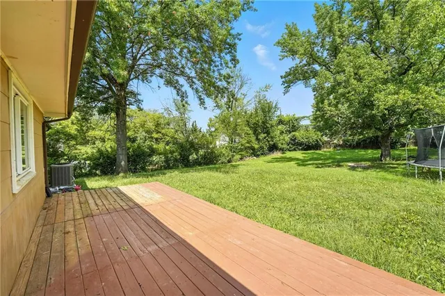 $210,000 | 2404 East Red Bridge Road, Kansas City, MO 64131