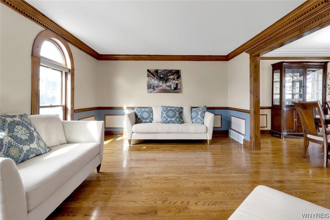 91 Kingsview Road Amherst, NY 14221 - Photo 2 of 34