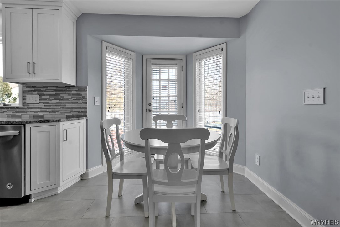 91 Kingsview Road Amherst, NY 14221 - Photo 9 of 34