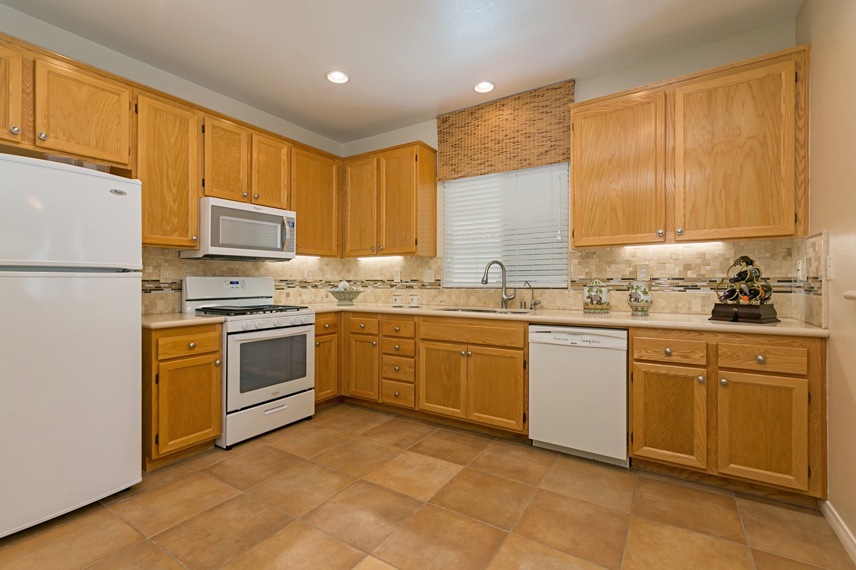 4062 Craven Road, Unit 56 Oceanside, CA 92057 - Photo 6 of 25