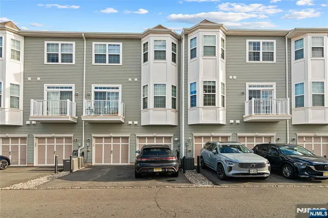 a car parked in front of a building