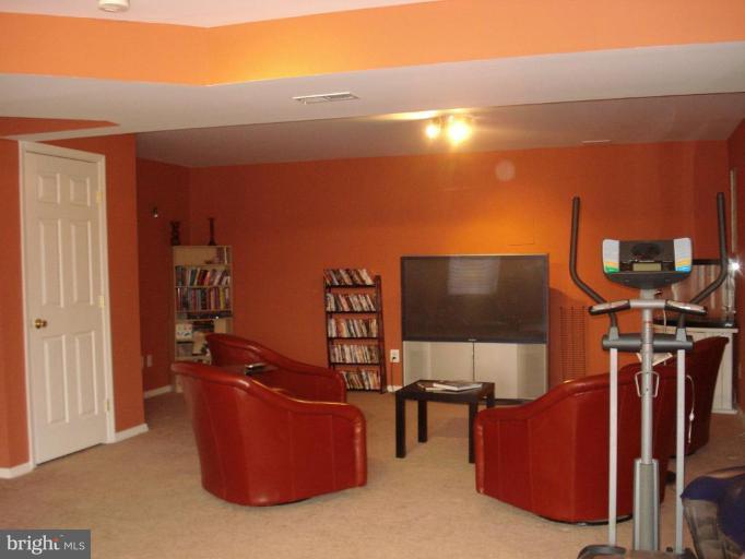 4630 Riddle Drive Nottingham, MD 21236 - Photo 10 of 25 Family Room #2