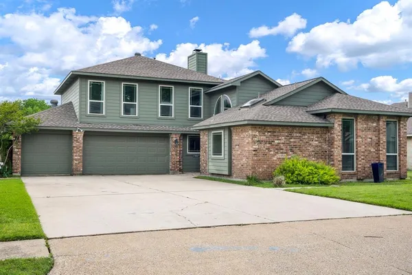 $4,200 | 419 Brooks Lane, Coppell, TX 75019