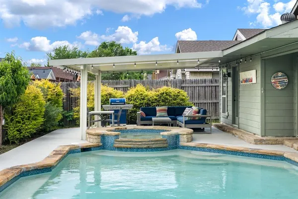 $4,200 | 419 Brooks Lane, Coppell, TX 75019