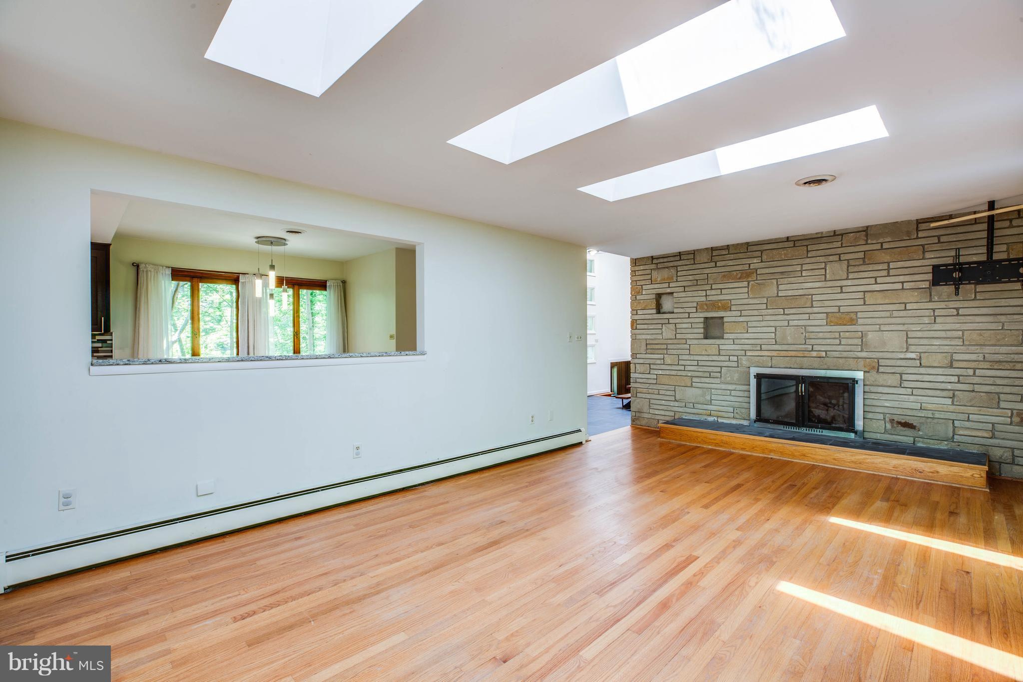 2 Ridgemore Circle Fredericksburg, VA 22405 - Photo 7 of 28 Family Room