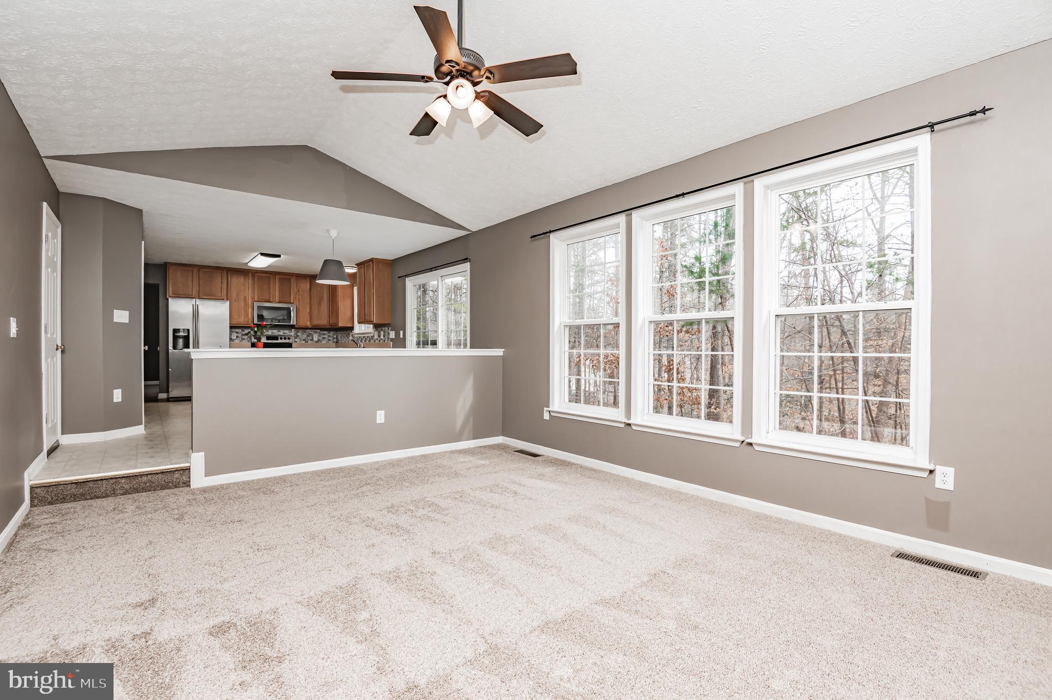 100 Surrey Drive Ruther Glen, VA 22546 - Photo 20 of 54 Large Family Room!