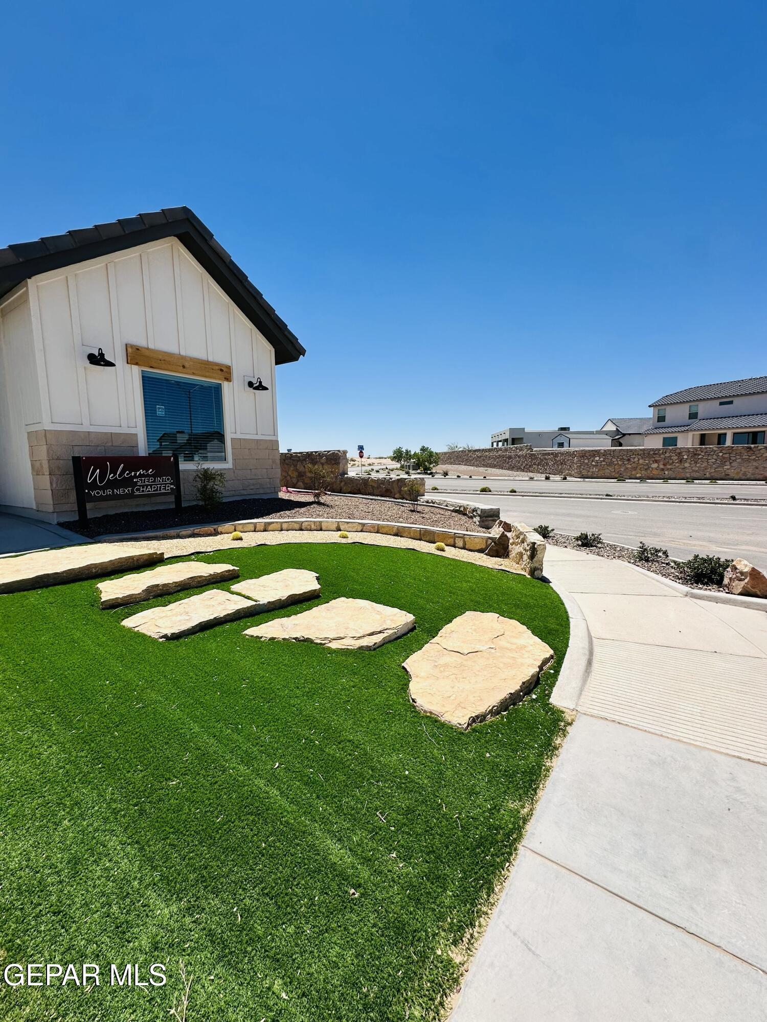 940 Elstree El Paso, TX 79928 - Photo 2 of 42 IMG_7972