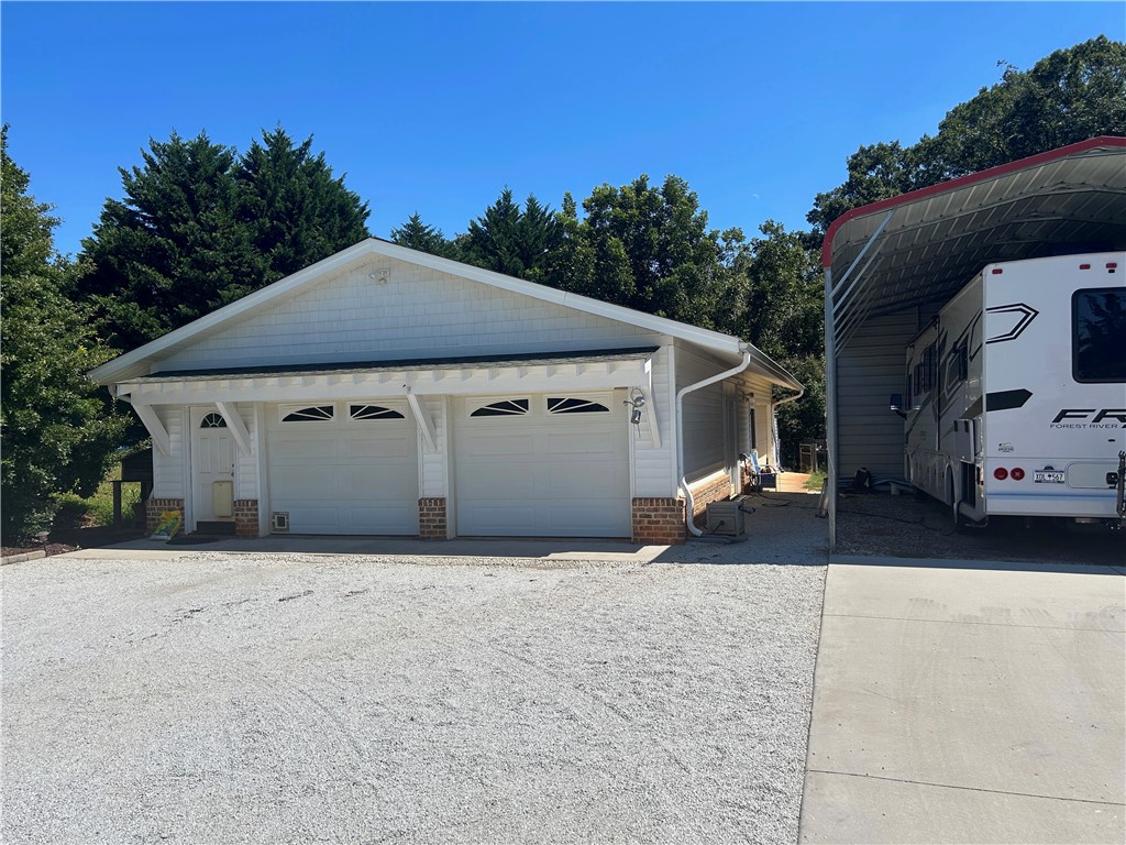 1304 East Queen Street Pendleton, SC 29670 - Photo 35 of 39