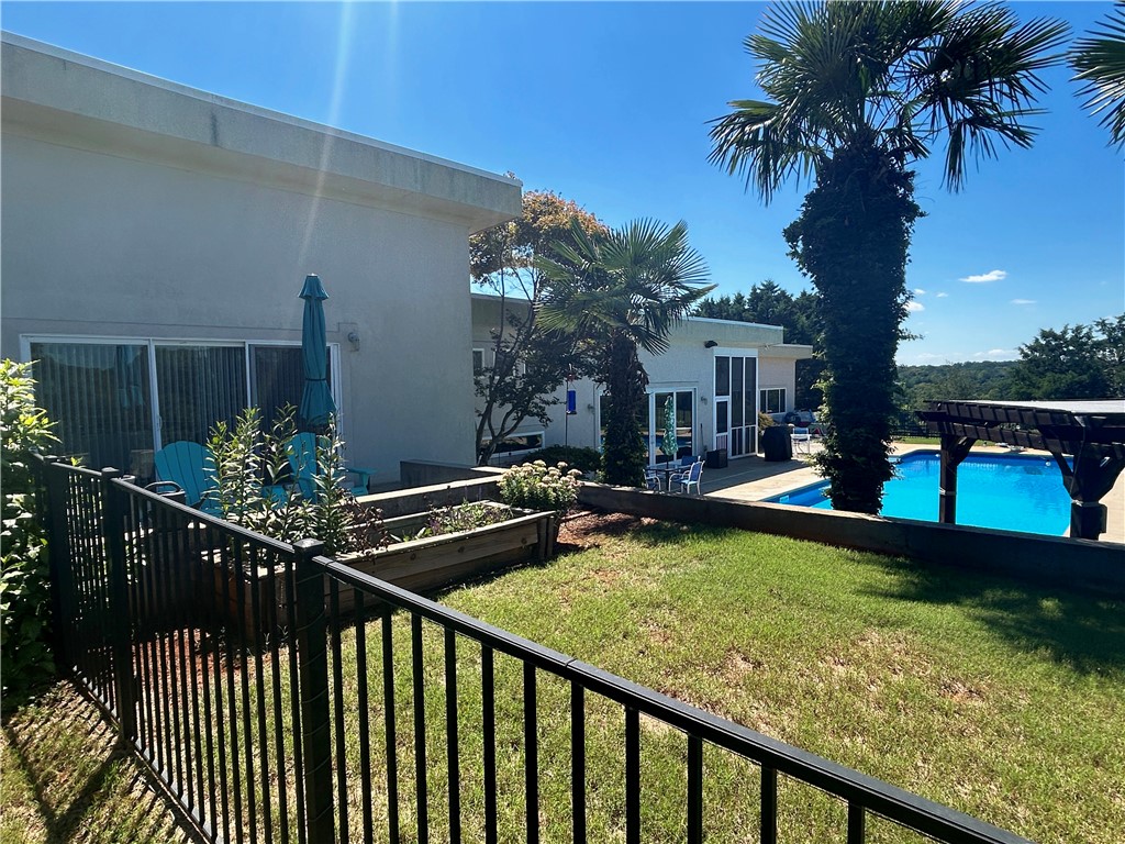 1304 East Queen Street Pendleton, SC 29670 - Photo 7 of 39