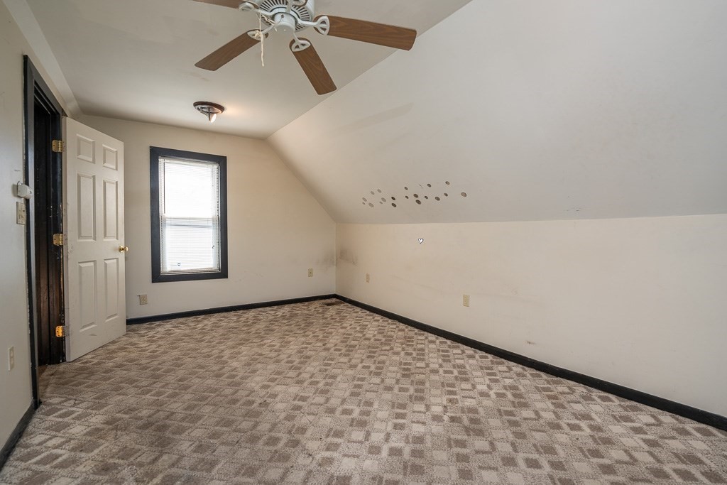 653 Carew Street Springfield, MA 01104 - Photo 16 of 28 Gallery Image 16