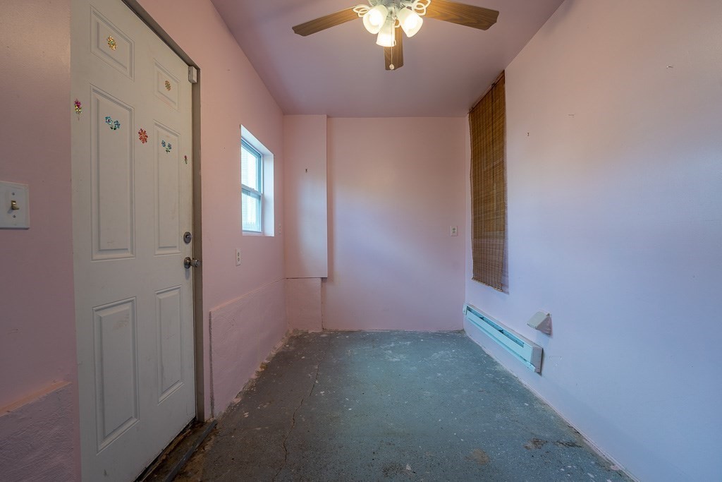 653 Carew Street Springfield, MA 01104 - Photo 21 of 28 Gallery Image 21